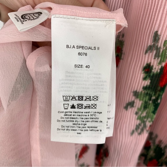 Ganni Pleated Georgette Strap Midi Dress in Cherry Blossoms Size 40 - Picture 4 of 10